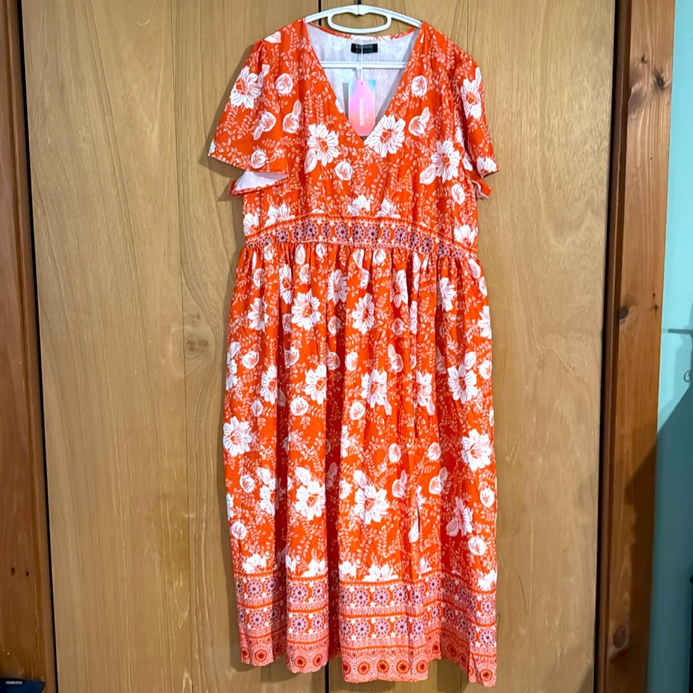 Bloomchic NWT size 22-24 dress